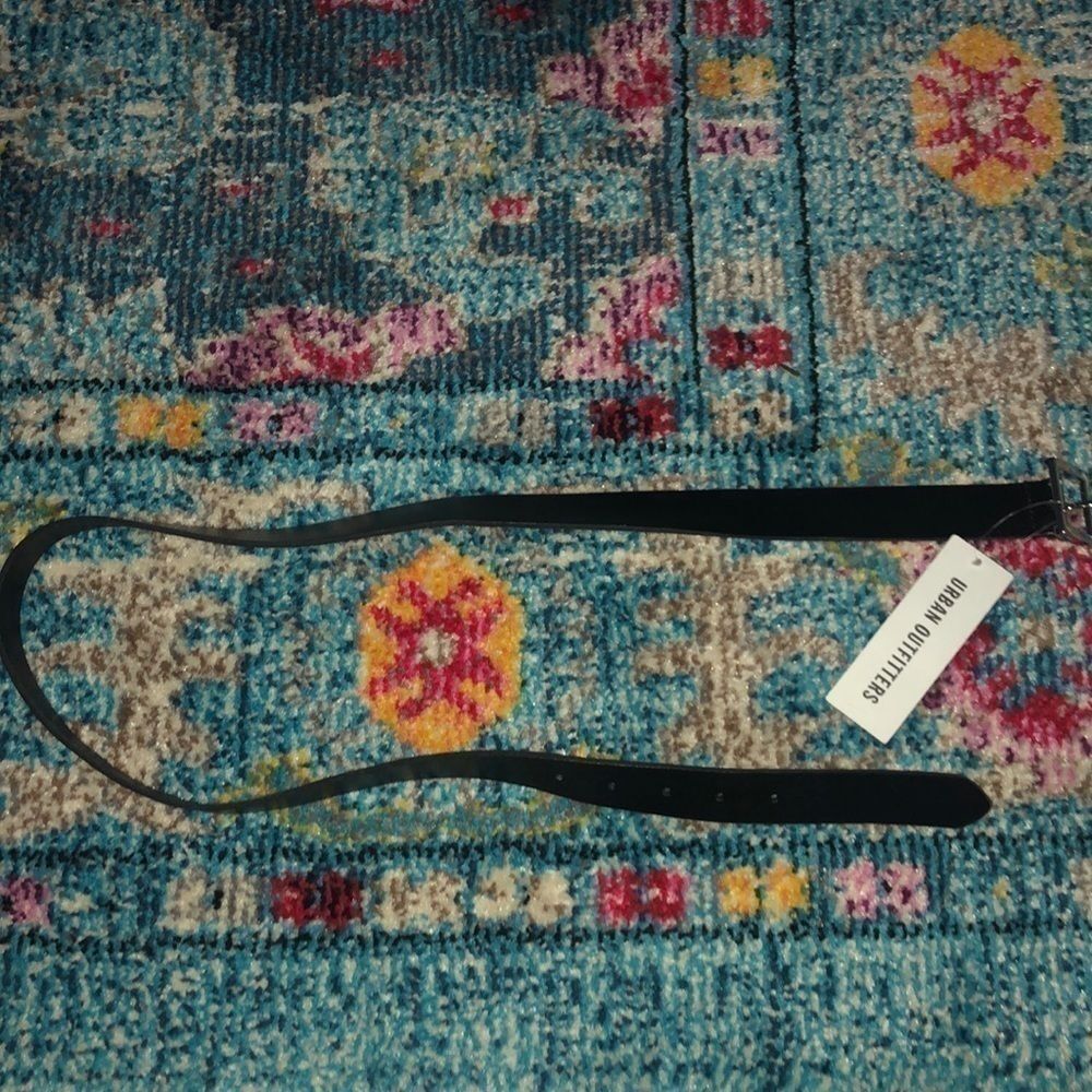 NWT URBAN OUTFITTERS BLACK LEATHER BELT